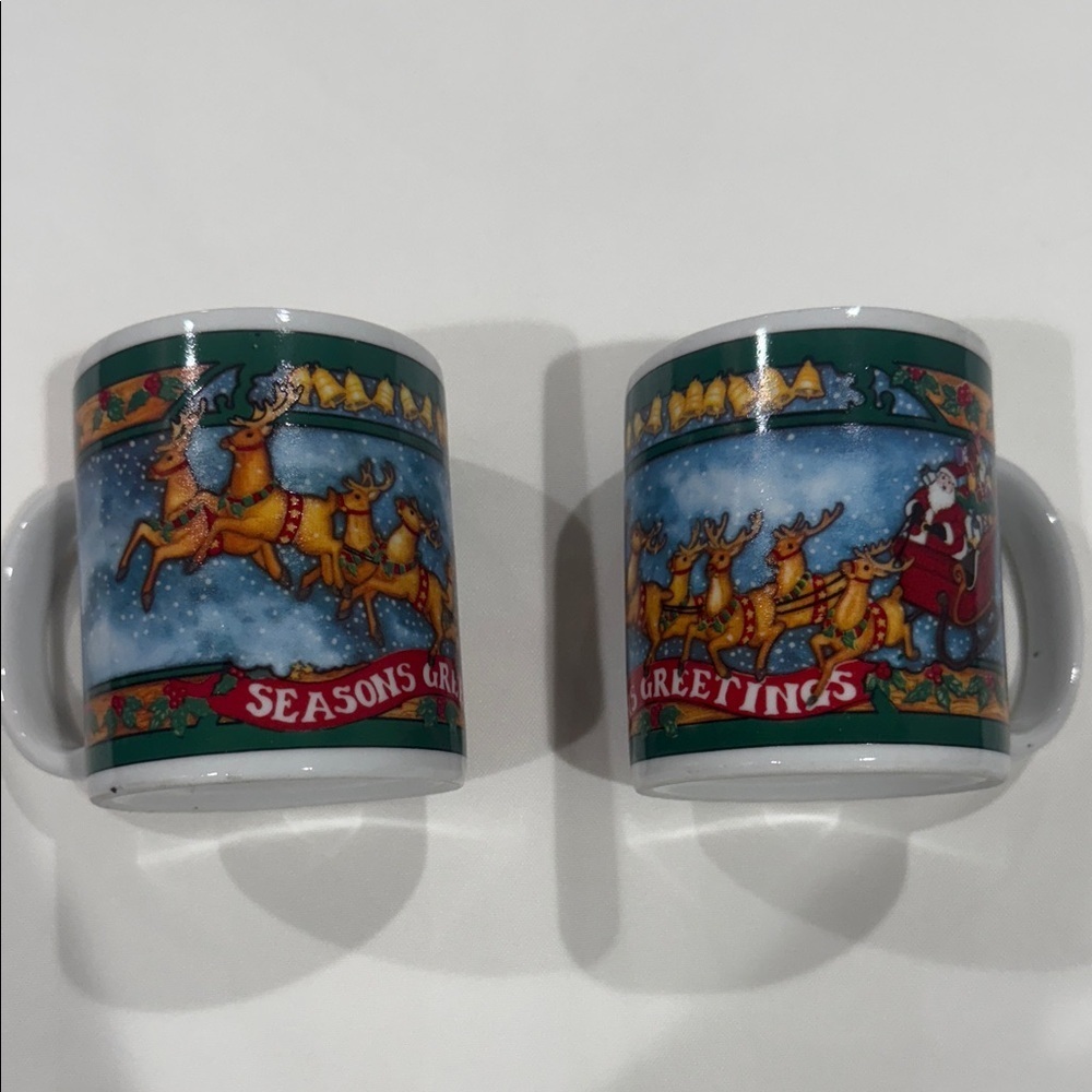 Seasons greetings holiday mug set